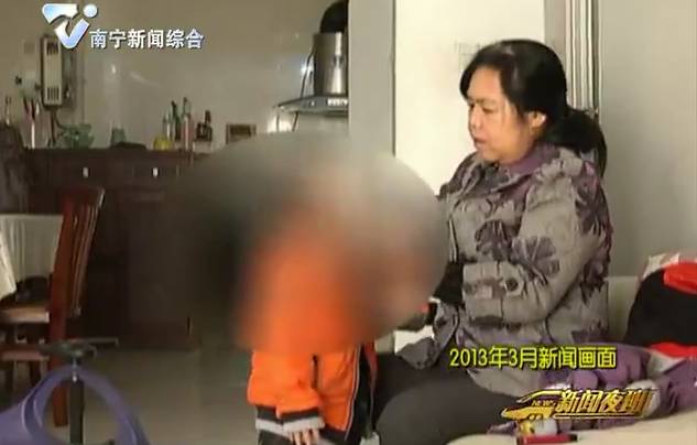 成“妈妈”背后的原因……哭了！开元棋牌app6岁男孩把保姆当(图7)