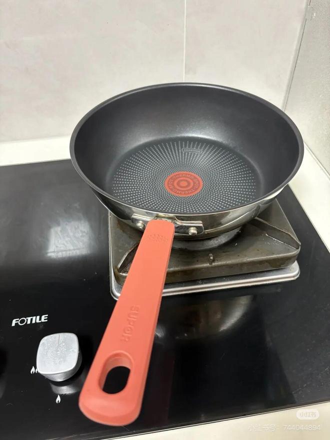 不做饭的年轻人“撂倒”？开元棋牌app百亿巨头被(图4)